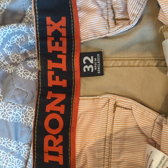 Iron Flex khaki cargo shorts 32 waist - Picture 4 of 7